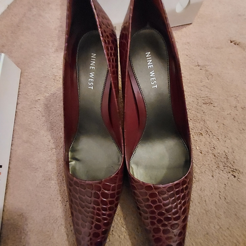 Nine west pumps
